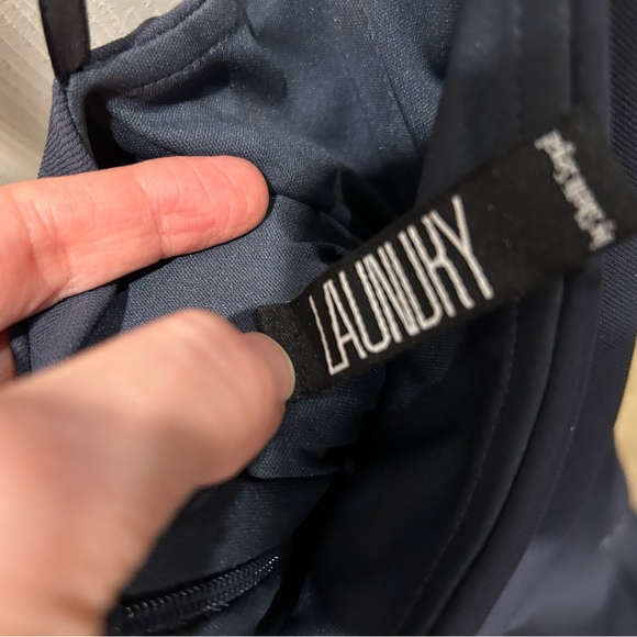 Event gown - Picture 5 of 7